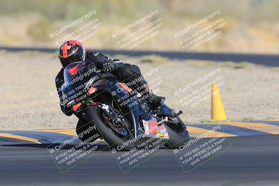 media/May-14-2023-SoCal Trackdays (Sun) [[024eb53b40]]/Turn 7 (740am)/